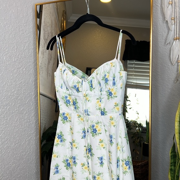 HOUSE OF CB 'Carina' White Floral Bustier Midi Dress NWOT - Picture 7 of 9